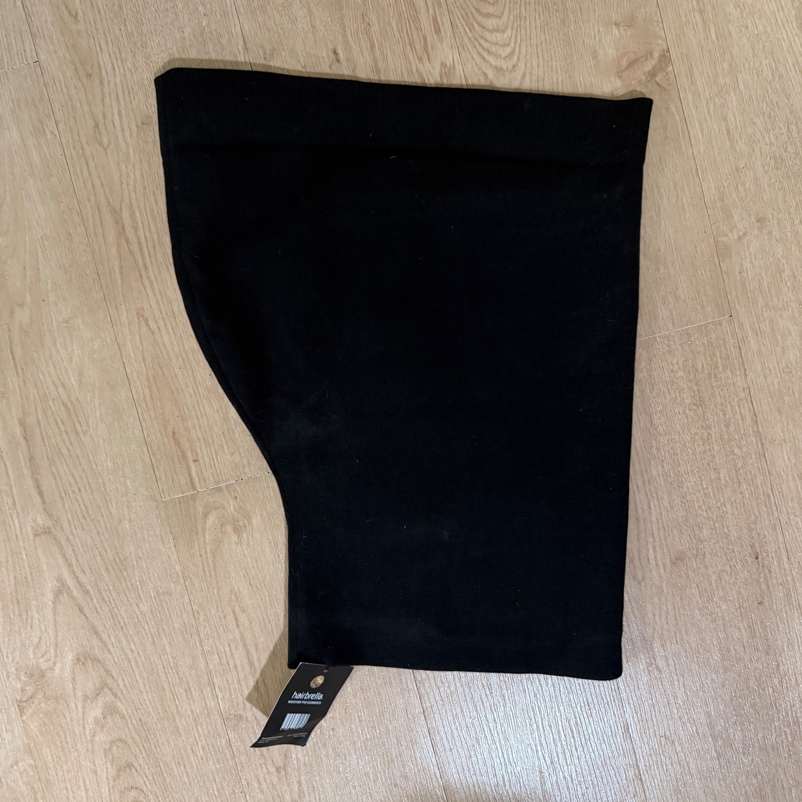 Hairbrella Waterproof Satin Lined Rain Scarf Hood Black Nwt — image 2 of 4
